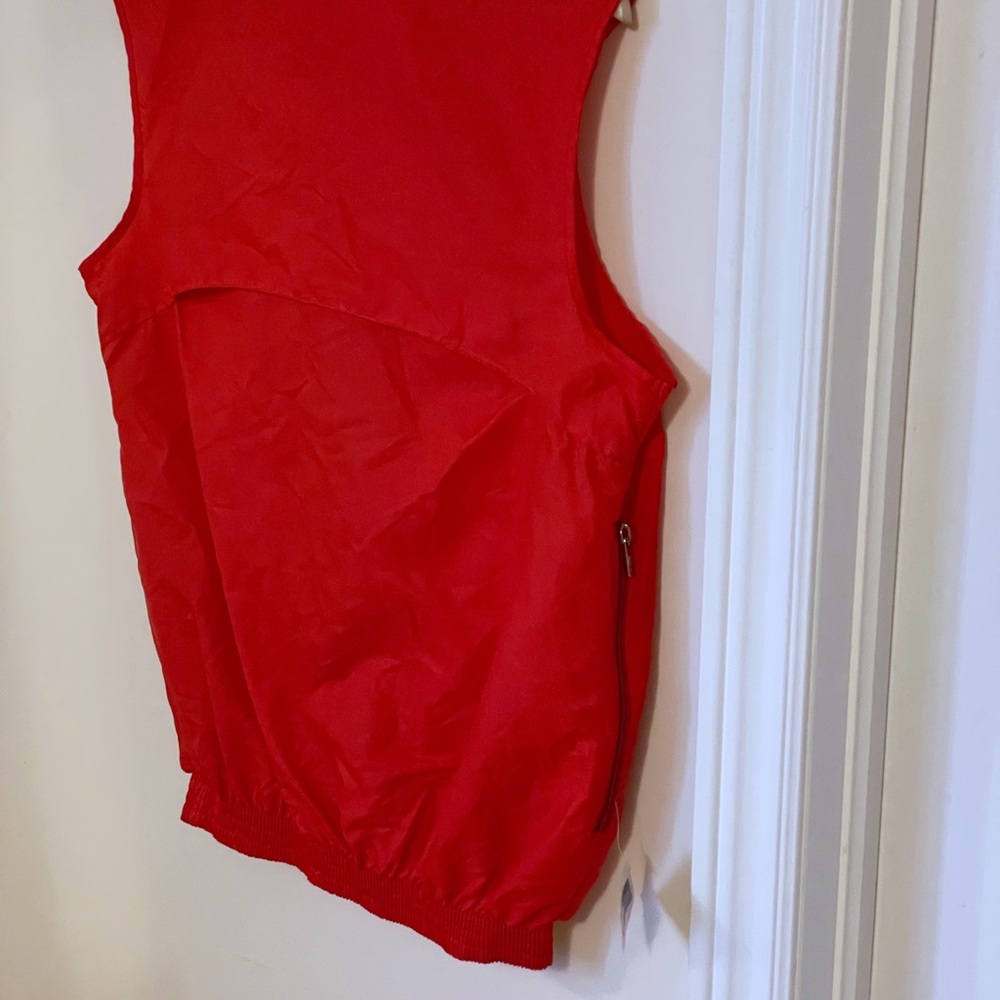 NWT deadstock K-WAY outer vest in red - Picture 11 of 13